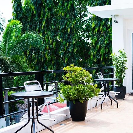 Be-Ing Suites Davao Zewnętrze zdjęcie