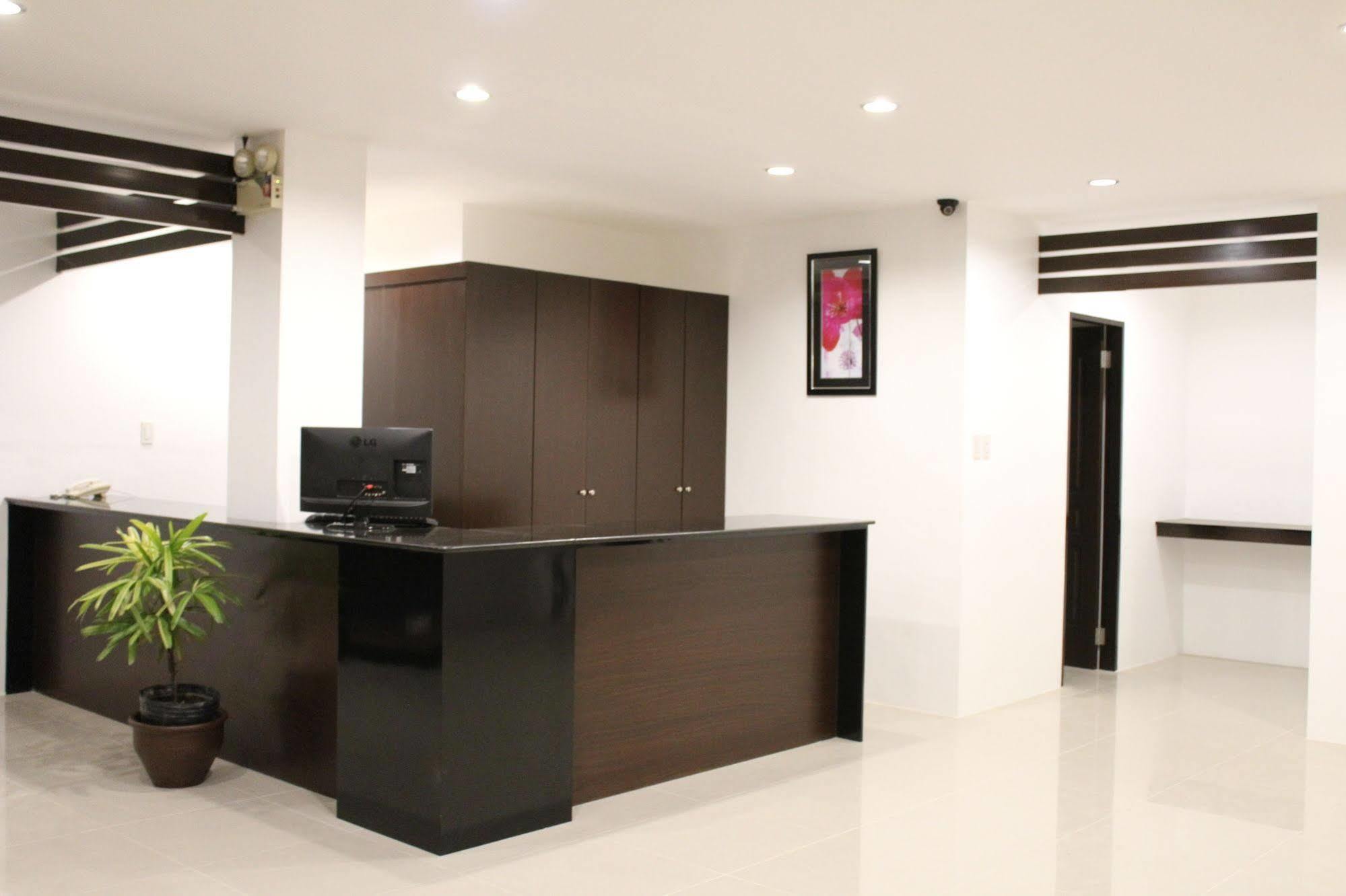 Be-Ing Suites Davao Zewnętrze zdjęcie