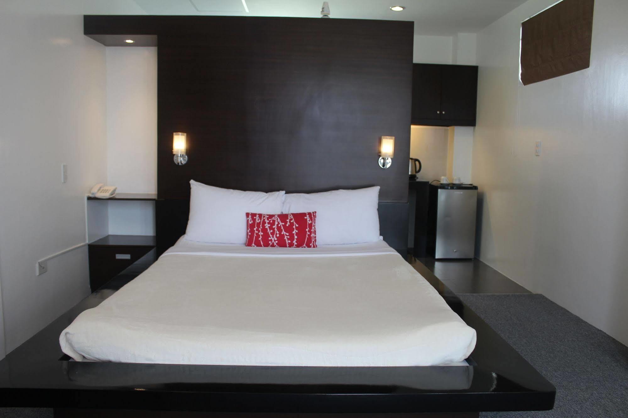 Be-Ing Suites Davao Zewnętrze zdjęcie