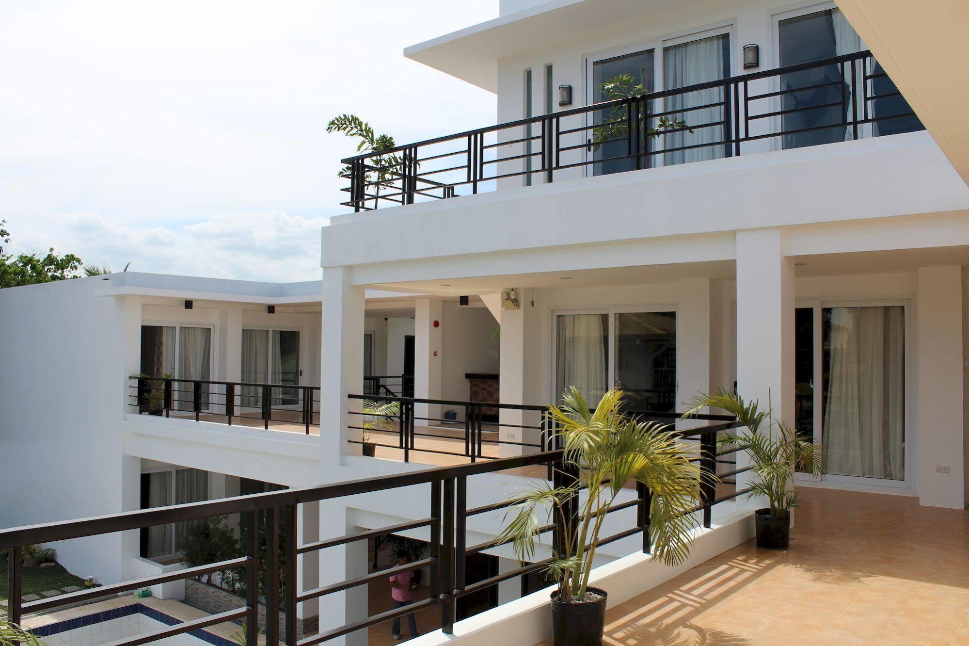 Be-Ing Suites Davao Zewnętrze zdjęcie
